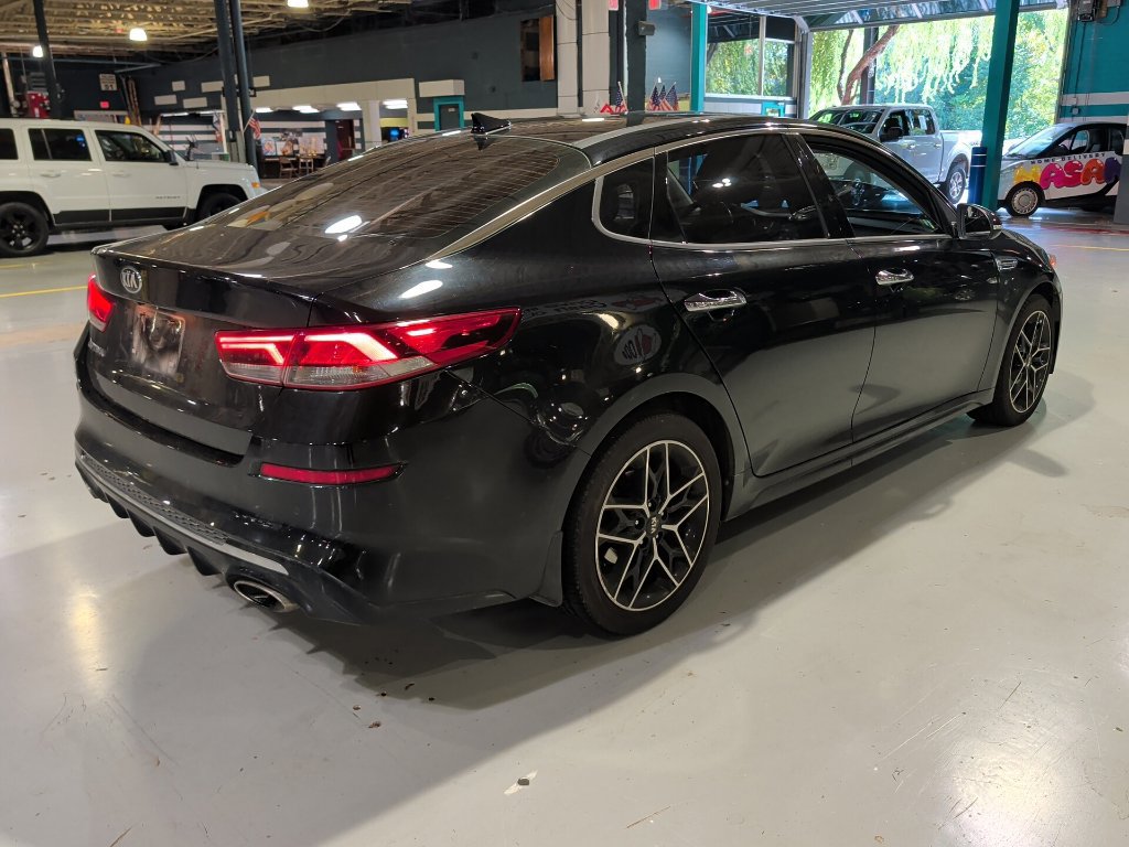 Used 2020 Kia Optima SE FWD image 11