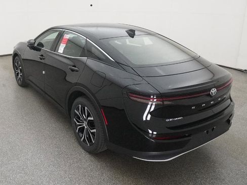 New 2026 Toyota Crown XLE image 5