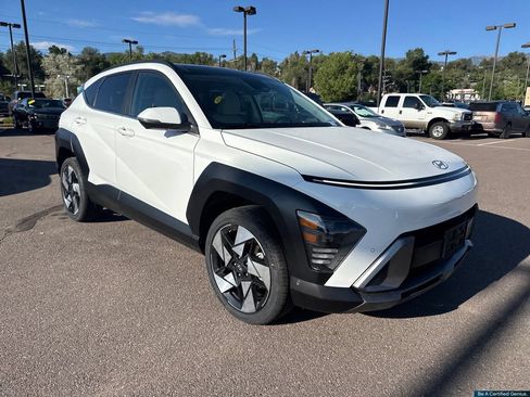 Certified 2024 Hyundai Kona Limited AWD/4WD image 3