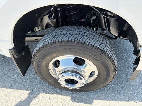 New 2026 Ford F350 Lariat w/ Lariat Ultimate Package AWD/4WD image 17