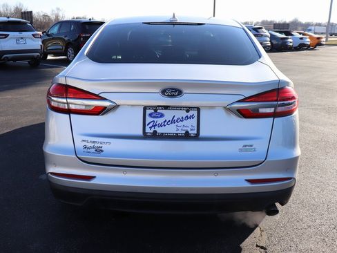 Used 2019 Ford Fusion SE image 7