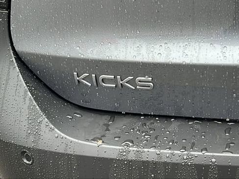 New 2025 Nissan Kicks SR w/ Illumination Package image 13