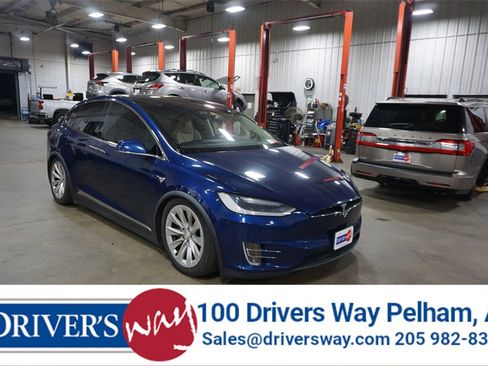 Used 2017 Tesla Model X 75D image 1