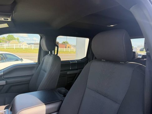 Used 2018 Ford F150 XLT w/ Equipment Group 302A Luxury AWD/4WD image 11