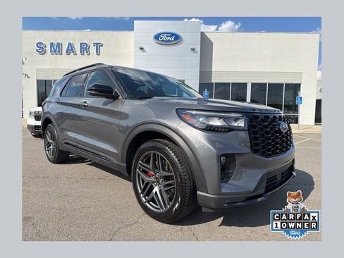 Used 2025 Ford Explorer ST-Line w/ ST-Line Street Pack image 1