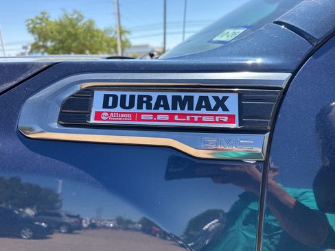 Used 2023 GMC Sierra 2500 AT4 w/ AT4 Premium Plus Package image 12