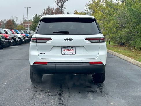 New 2025 Jeep Grand Cherokee L Altitude image 6