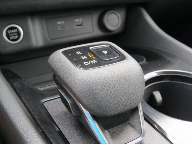 Used 2023 Nissan Rogue SV w/ SV Premium B Package FWD image 24