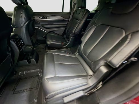 Used 2021 Jeep Grand Cherokee L Limited AWD/4WD image 13