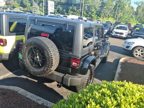 Certified 2018 Jeep Wrangler Unlimited Sport S AWD/4WD image 6