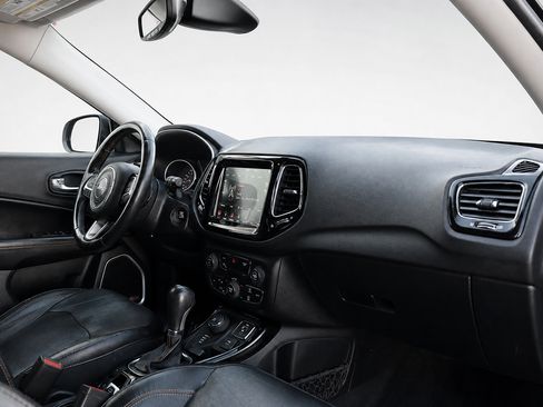 Used 2018 Jeep Compass Limited w/ Navigation Group AWD/4WD image 22