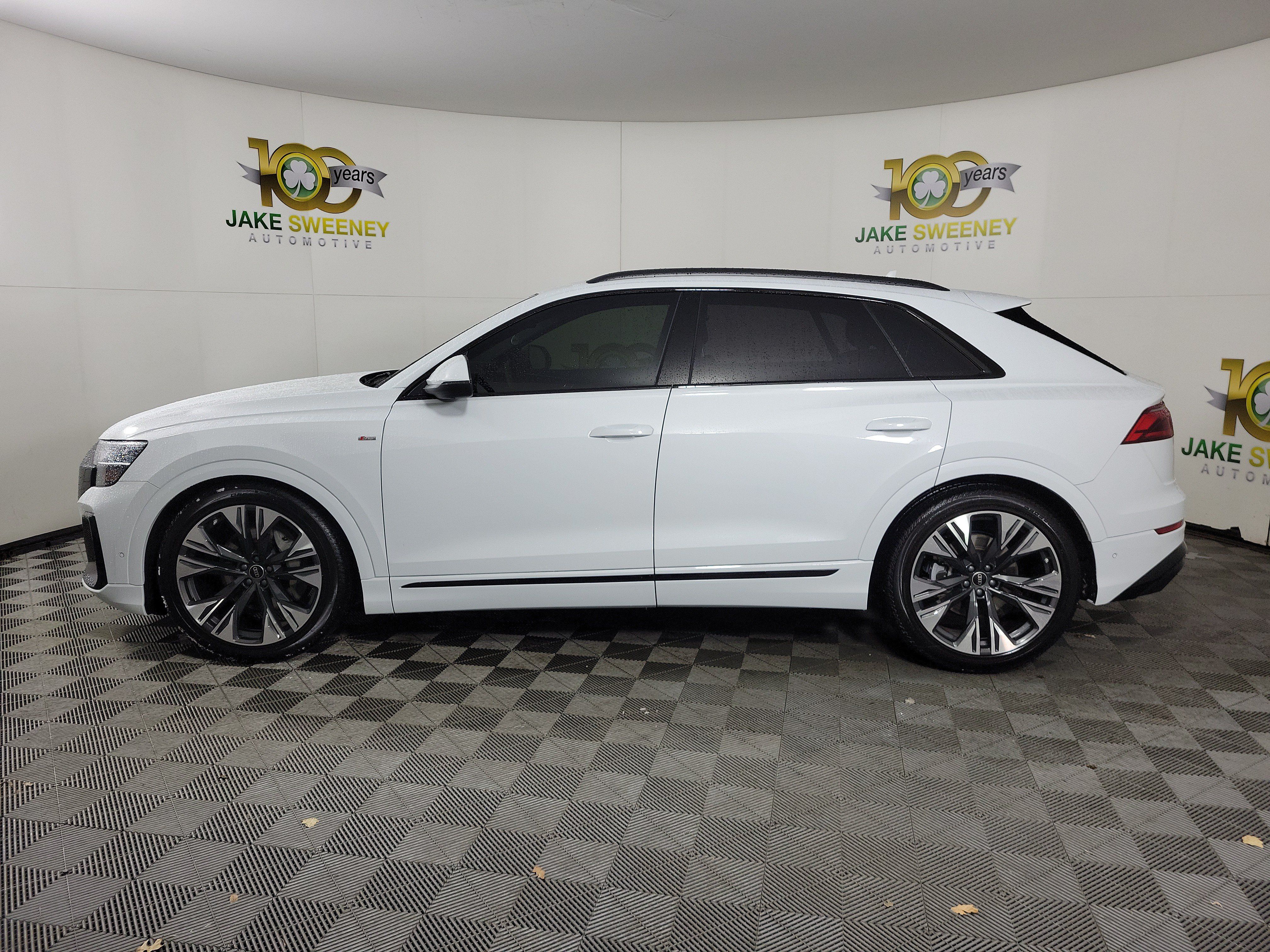 Used 2026 Audi Q8 Premium Plus AWD/4WD image 4
