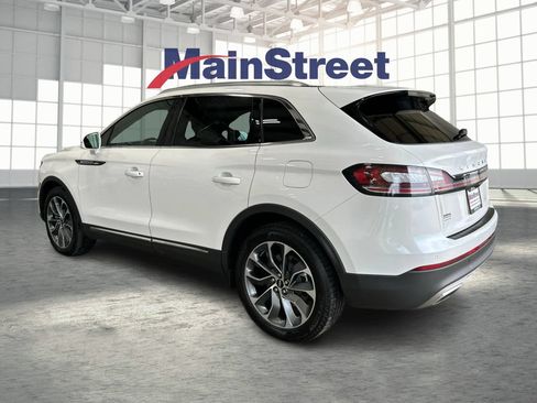 Used 2021 Lincoln Nautilus Reserve w/ Cargo Utility Package AWD/4WD image 3