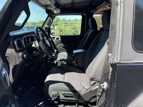 Used 2021 Jeep Wrangler Sport AWD/4WD image 11