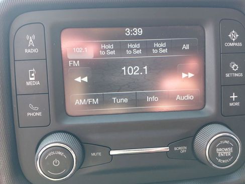 Used 2019 Jeep Wrangler Sport AWD/4WD image 30