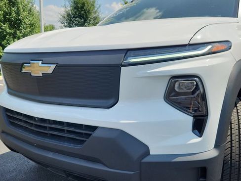 New 2024 Chevrolet Silverado EV W/T AWD/4WD image 11