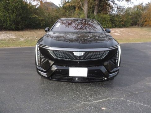 New 2026 Cadillac Optiq Sport 1 image 2