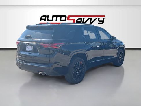 Used 2023 Chevrolet Traverse Premier w/ Redline Edition image 7