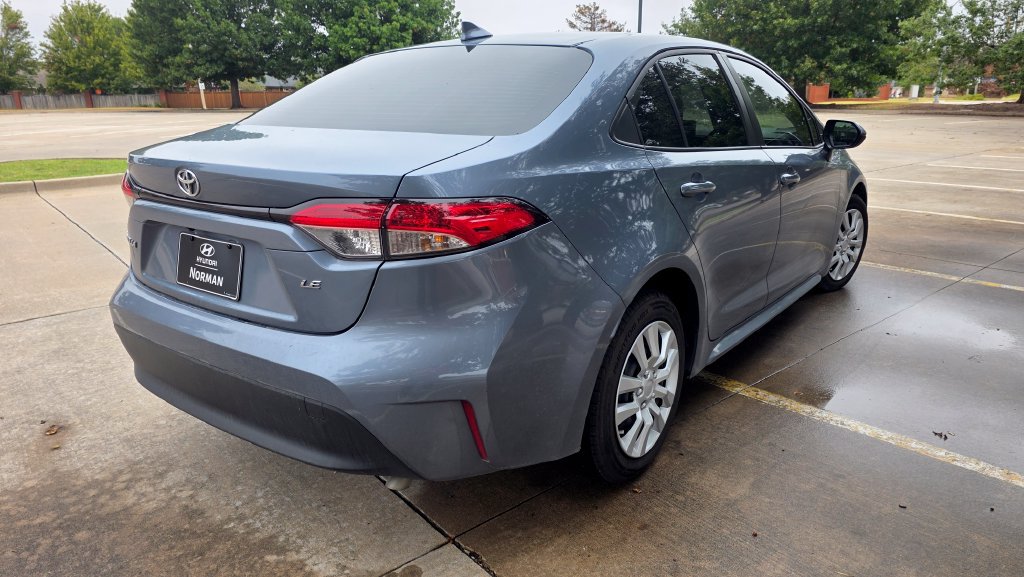 Used 2023 Toyota Corolla LE FWD image 14