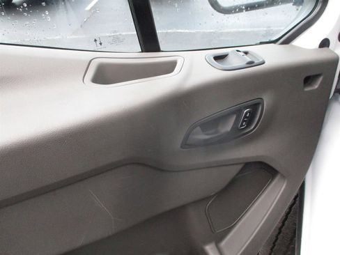 Used 2023 Ford Transit 250 image 16