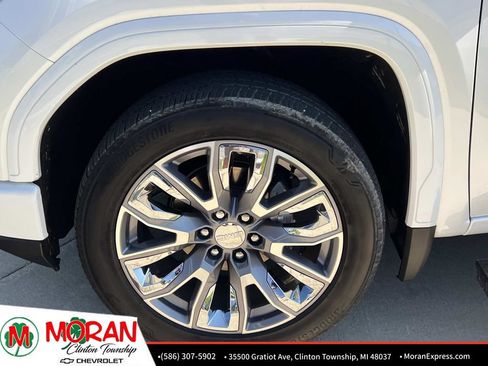 Certified 2023 GMC Sierra 1500 Denali w/ Denali Reserve Package AWD/4WD image 11