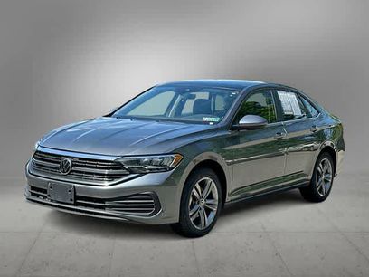 Used 2024 Volkswagen Jetta SE
