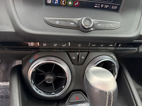 Used 2022 Chevrolet Camaro LS RWD image 33