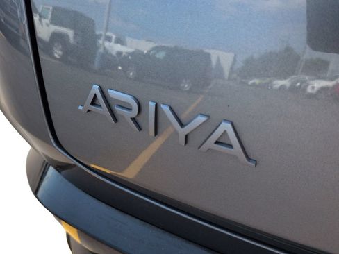 Used 2023 Nissan Ariya FWD image 9