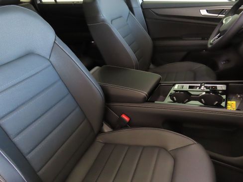 New 2026 Volkswagen Atlas Cross Sport SEL R-Line AWD/4WD image 27