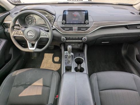 Certified 2024 Nissan Altima 2.5 SV FWD image 15
