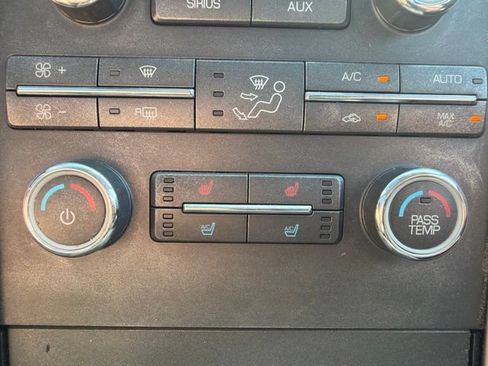 Used 2012 Lincoln MKZ FWD image 26