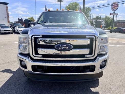 Used 2016 Ford F250 XLT w/ XLT Value Package AWD/4WD image 9