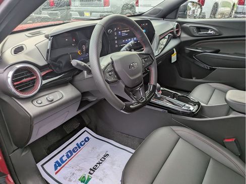 Certified 2026 Chevrolet Trax RS image 9