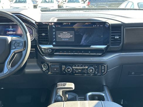 Used 2024 Chevrolet Silverado 1500 High Country w/ High Country Premium Package image 30