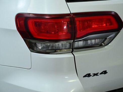 Used 2015 Jeep Grand Cherokee High Altitude image 16