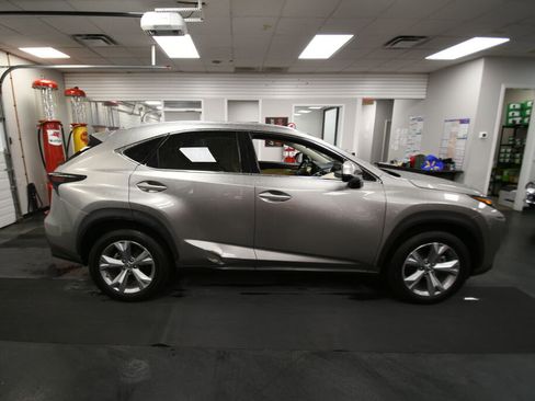 Used 2017 Lexus NX 300h AWD w/ Premium Package image 9