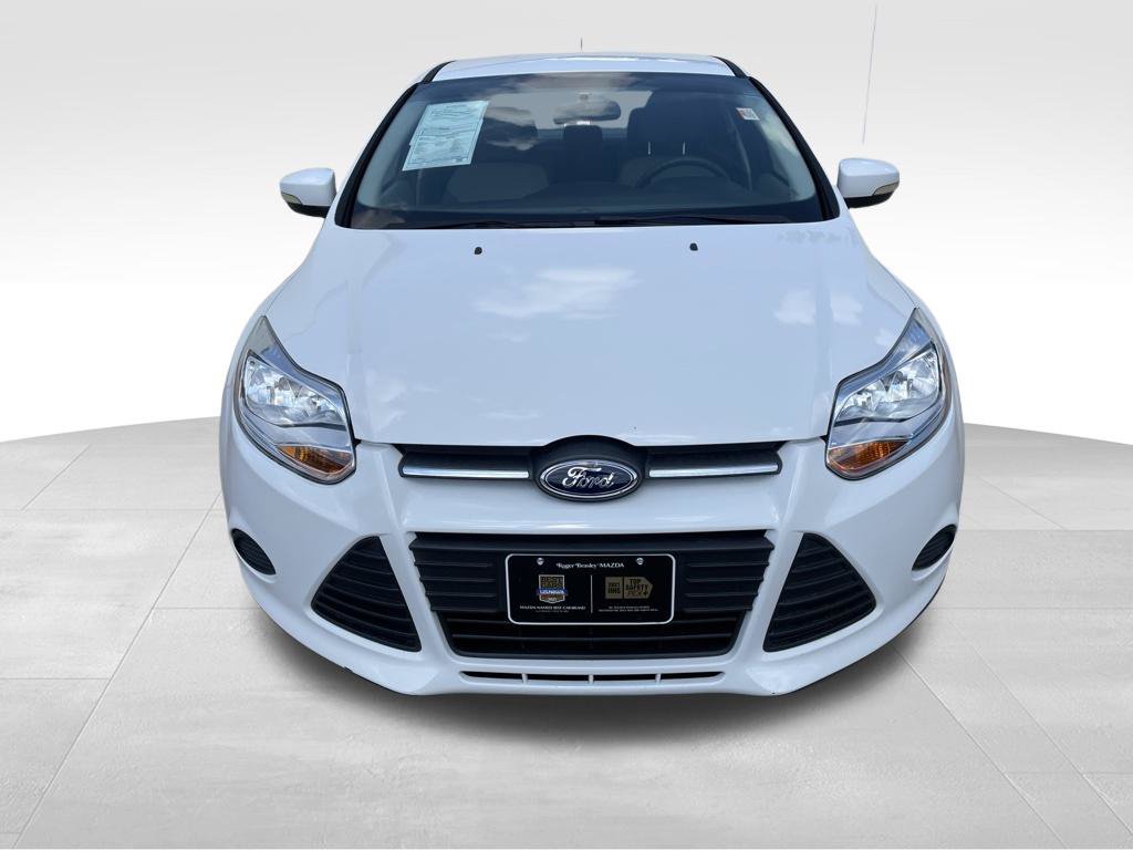 Used 2013 Ford Focus SE FWD image 2