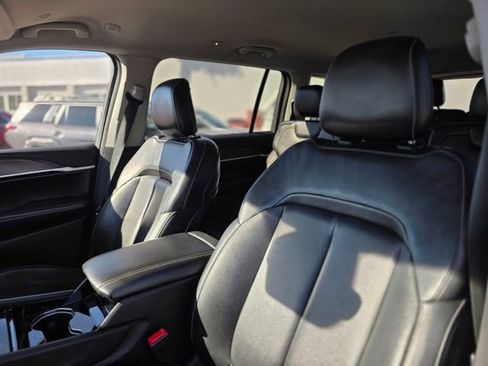 Used 2022 Jeep Grand Cherokee L Limited image 15