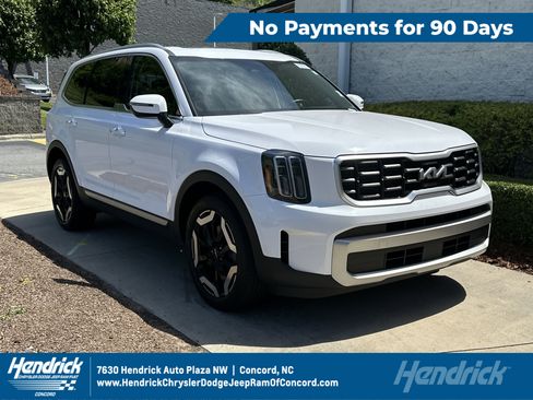 Used 2023 Kia Telluride S w/ S Sunroof Package FWD image 1
