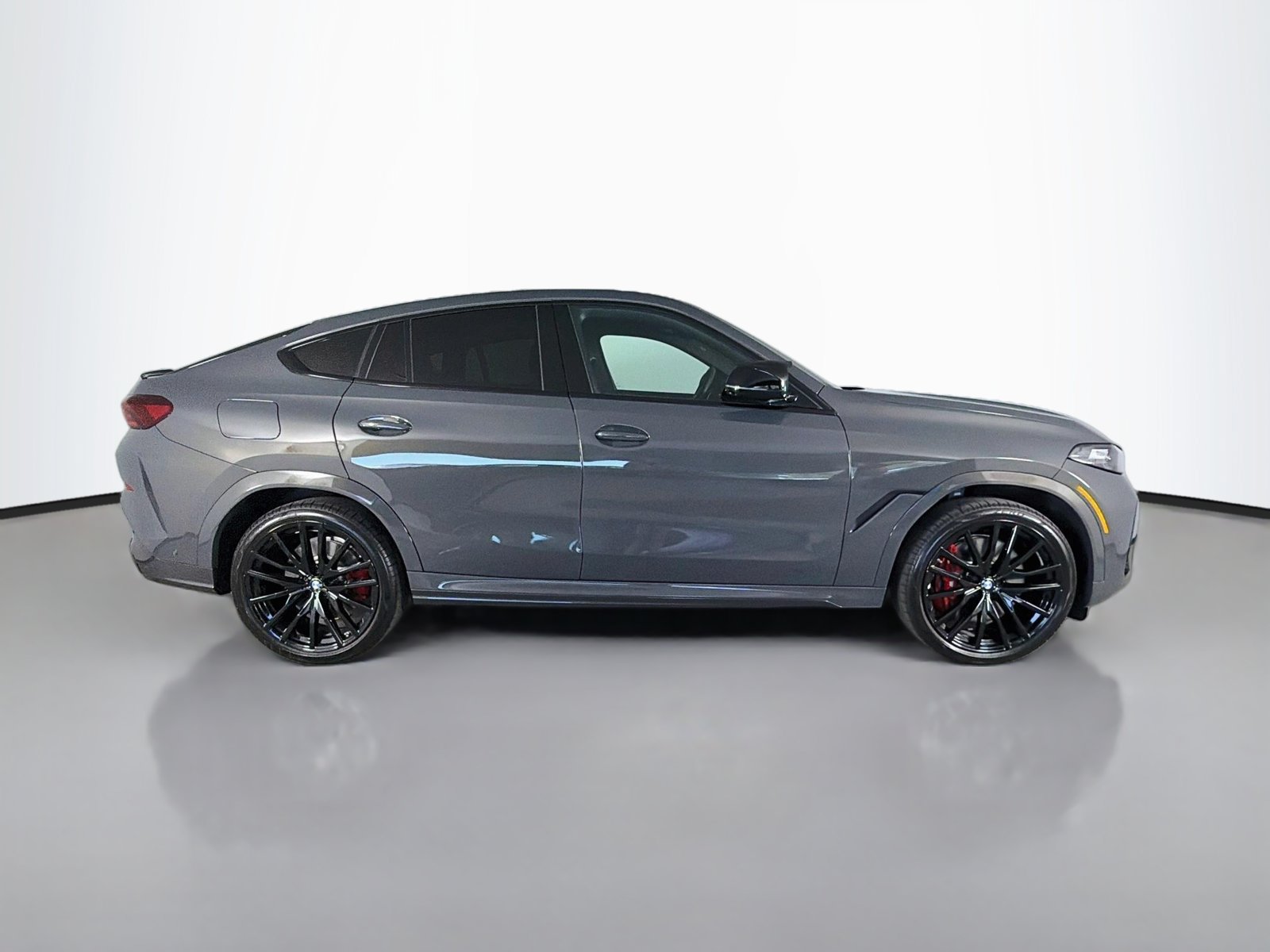 Used 2026 BMW X6 M60i AWD/4WD image 8