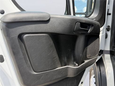 Used 2023 RAM ProMaster 2500 FWD image 16