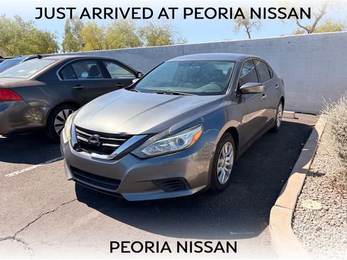 Used 2018 Nissan Altima 2.5 S w/ S Convenience Package FWD image 1