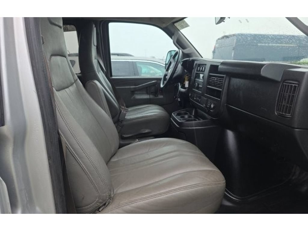 Used 2023 Chevrolet Express 2500 LS w/ Driver Convenience Package RWD image 6