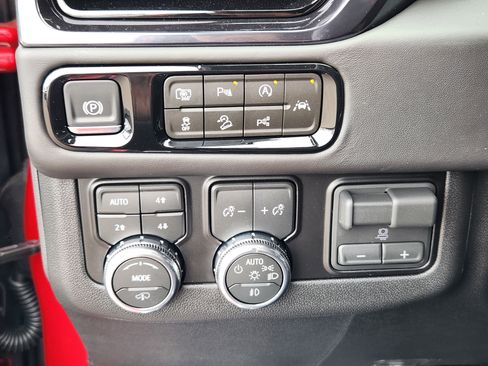 New 2026 GMC Yukon XL AT4 Ultimate image 16