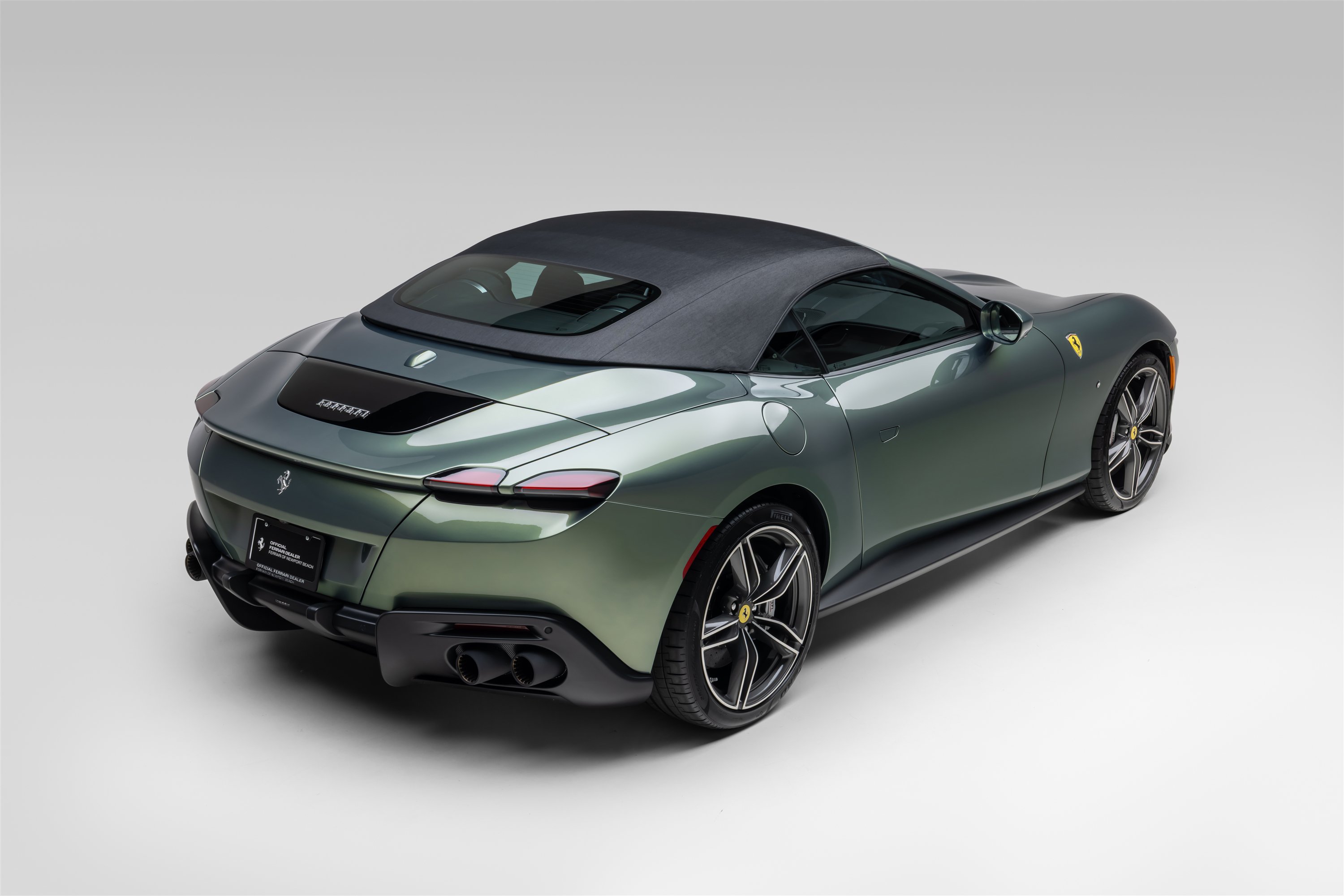 Certified 2026 Ferrari Roma Spider RWD image 14