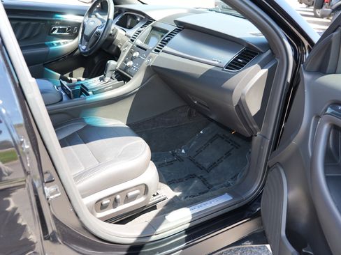 Used 2016 Ford Taurus SHO AWD/4WD image 29