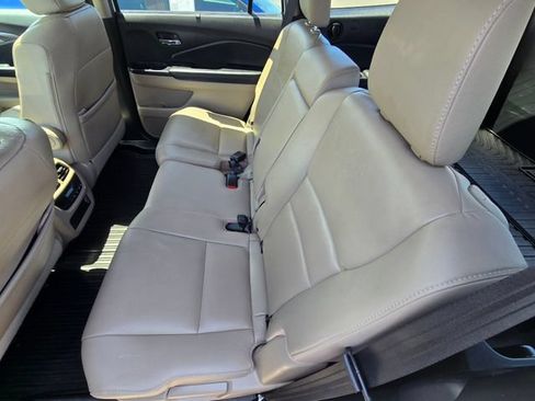 Used 2021 Honda Pilot EX-L image 25