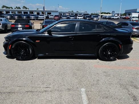Used 2023 Dodge Charger Scat Pack RWD image 4