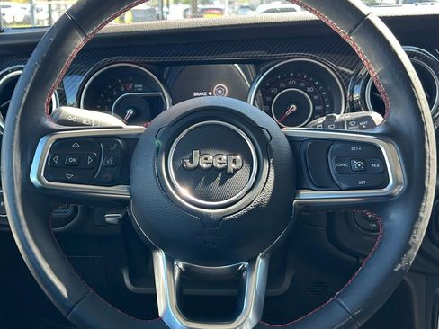 Used 2019 Jeep Wrangler Unlimited Rubicon w/ LED Lighting Group AWD/4WD image 20