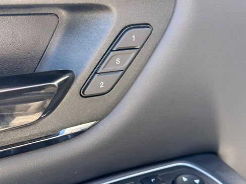 Used 2022 RAM 1500 Limited image 18